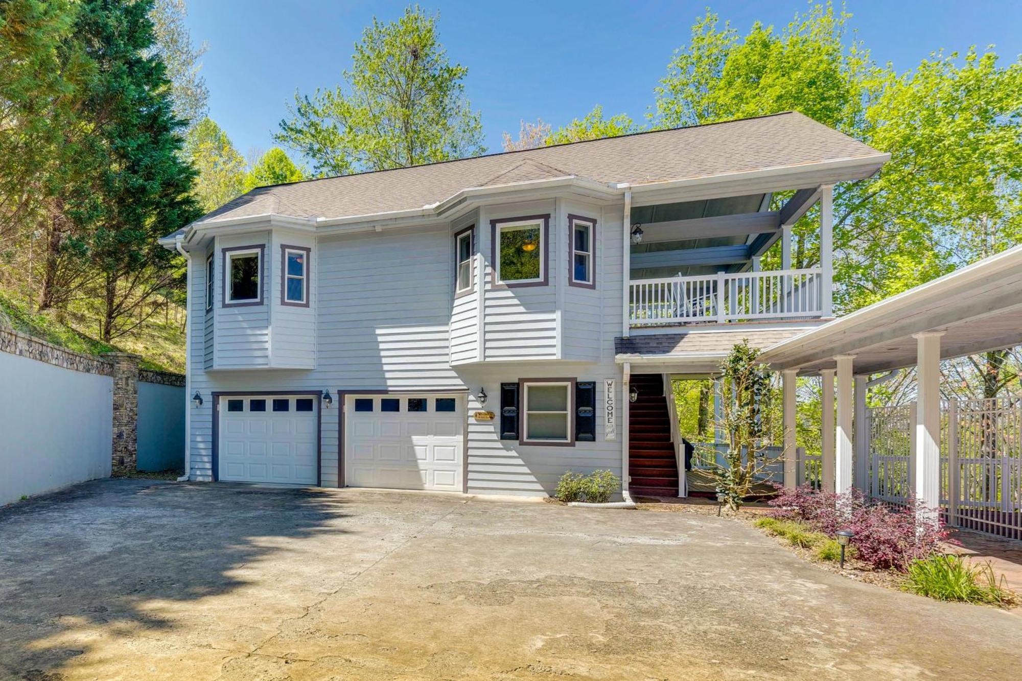 Lake-View Condo With Covered Deck In Hiawassee! Dış mekan fotoğraf